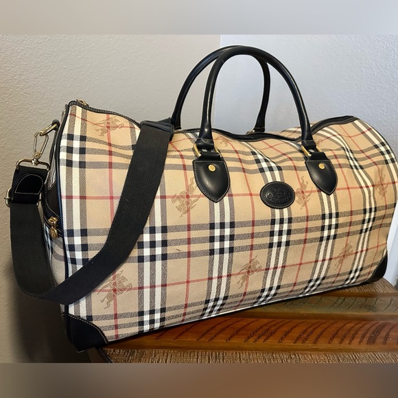 Burberrys Haymarket Check Travel Bag W Strap EUC! - Picture 16 of 16